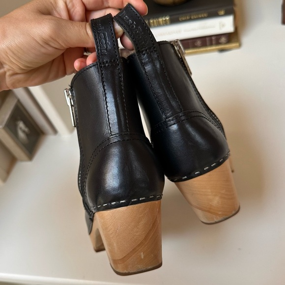 Swedish Hasbeens Zip It Clog Bootie Size 37 / 7 - Picture 7 of 11